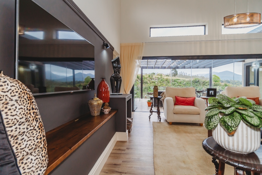 4 Bedroom Property for Sale in Welgelegen Western Cape